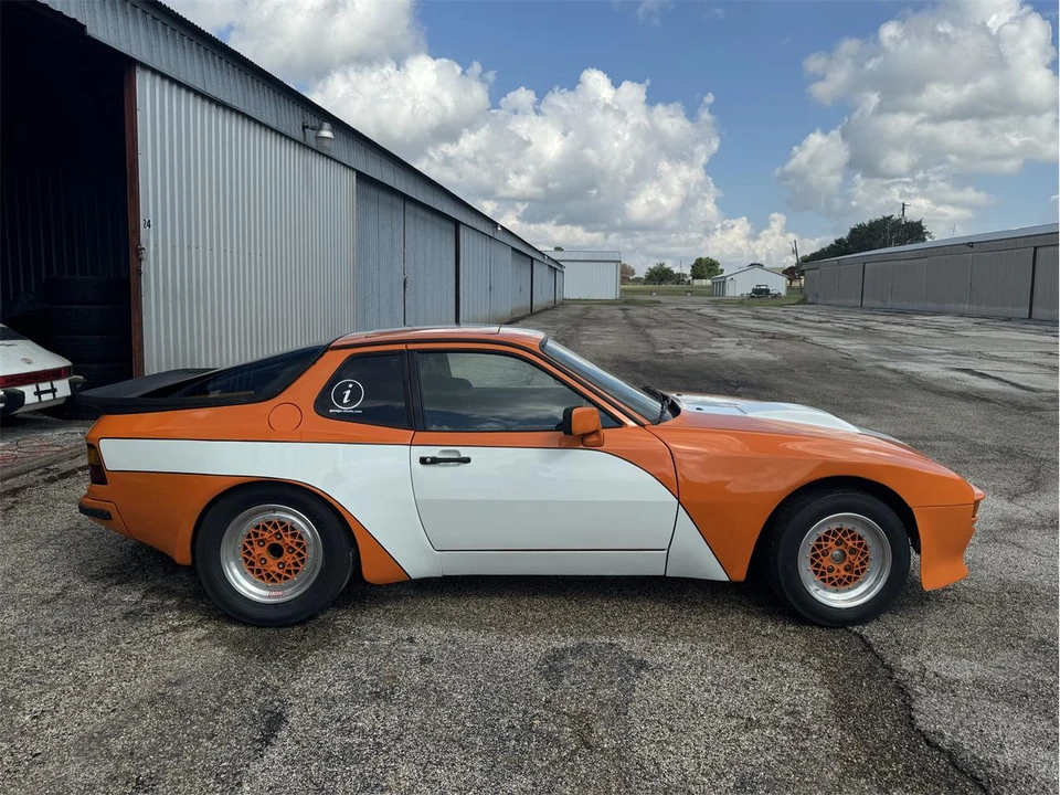 1982 Porsche 924 - Image 3 of 31