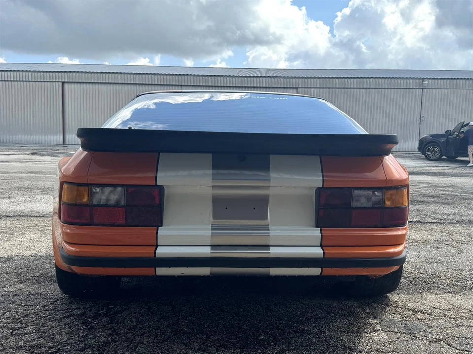 1982 Porsche 924 - Image 13 of 31