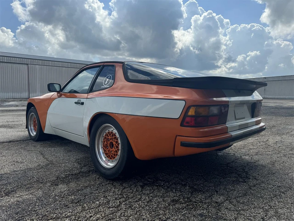 1982 Porsche 924 - Image 14 of 31