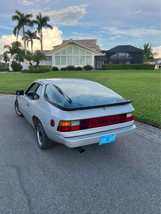 1982 Porsche 924 - Image 3 of 9
