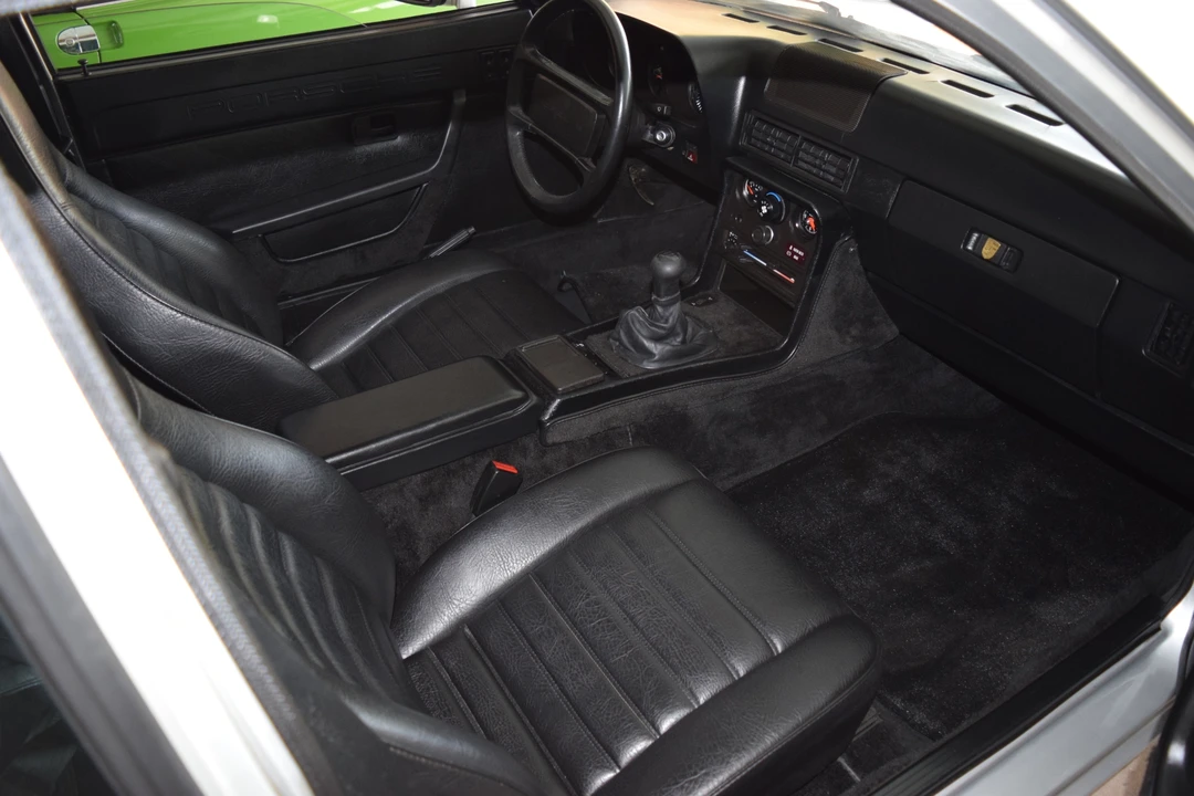 1982 Porsche 924 - Image 26 of 31