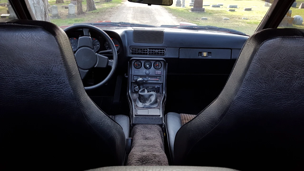 1982 Porsche 924 - Image 30 of 31