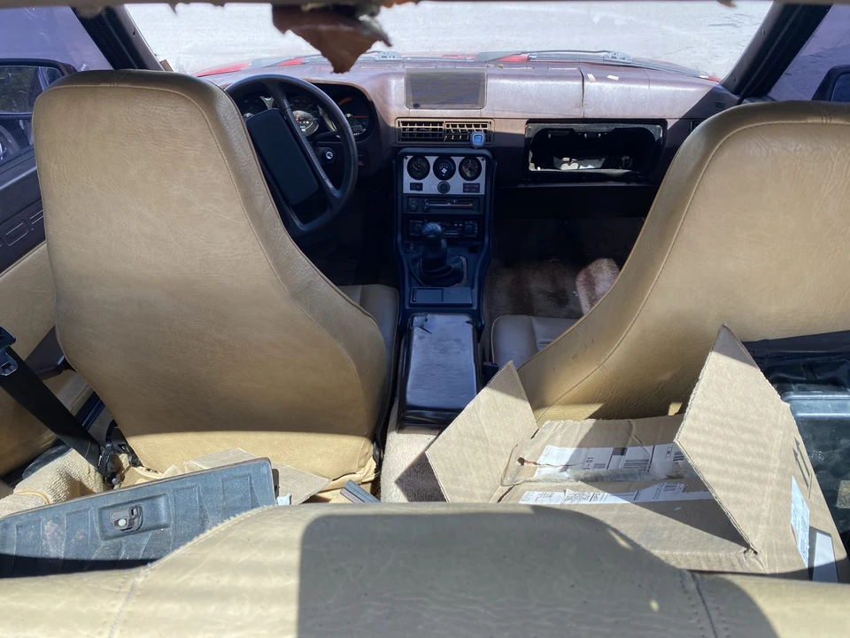 1982 Porsche 924 - Image 28 of 31