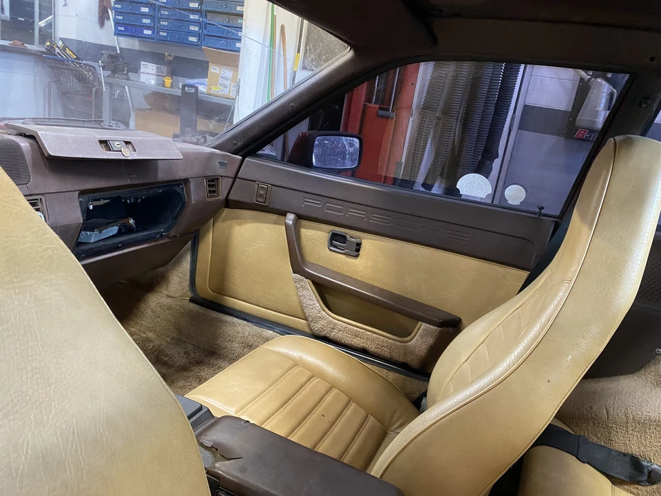 1982 Porsche 924 - Image 26 of 31