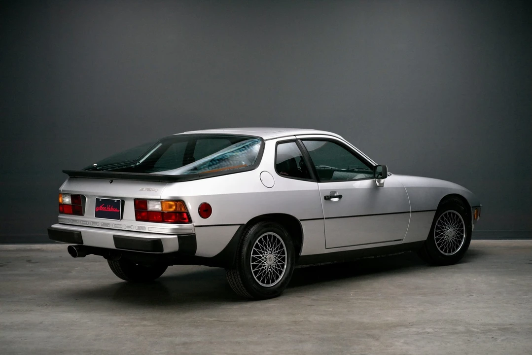 1982 Porsche 924 - Image 10 of 31