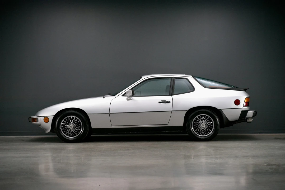 1982 Porsche 924 - Image 5 of 31