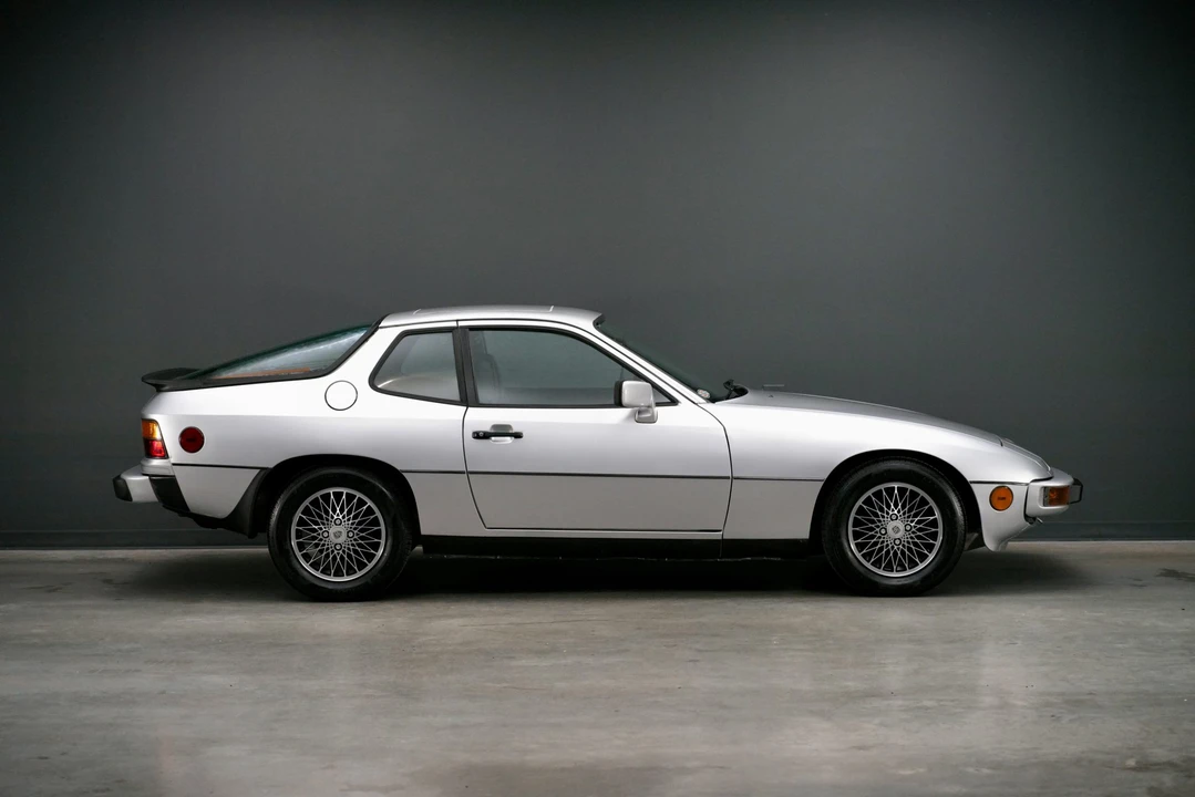 1982 Porsche 924 - Image 12 of 31