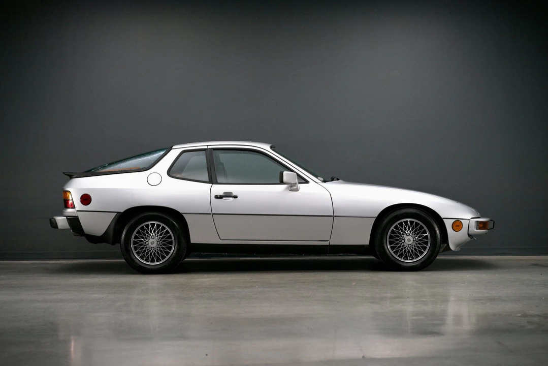 1982 Porsche 924 - Image 13 of 31