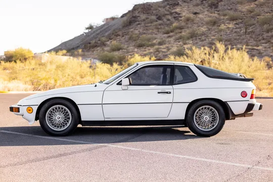 1982 Porsche 924 Turbo - Image 2 of 31