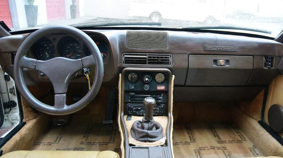 1982 Porsche 924 Turbo - Image 6 of 7