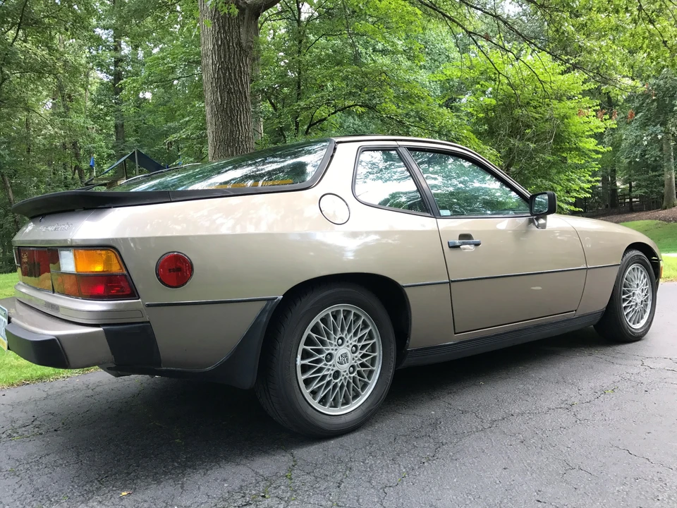 1982 Porsche 924 Turbo - Image 7 of 31