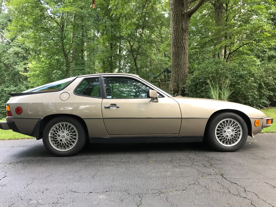 1982 Porsche 924 Turbo - Image 8 of 31