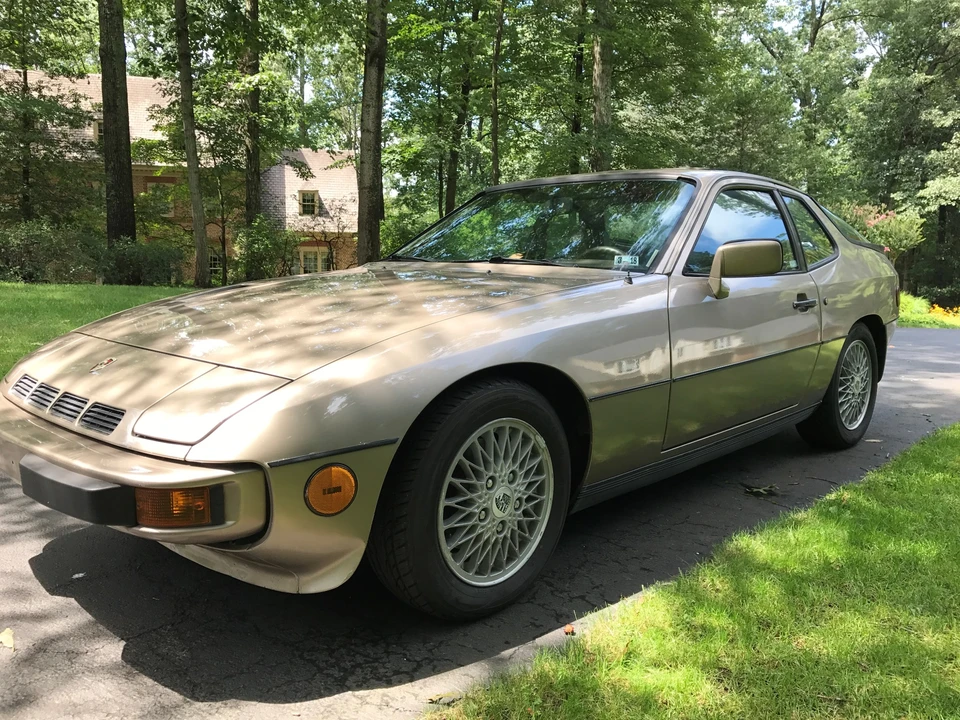 1982 Porsche 924 Turbo - Image 2 of 31