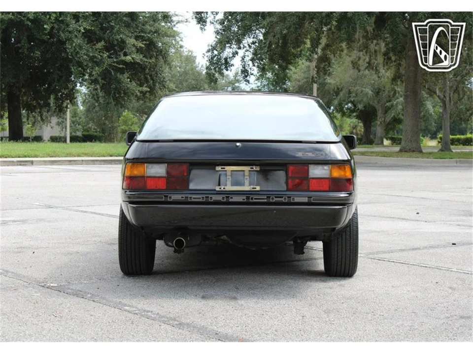 1982 Porsche 924 - Image 21 of 31