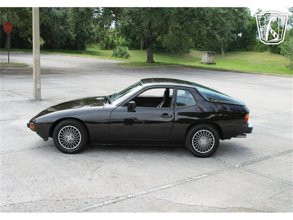 1982 Porsche 924 - Image 19 of 31