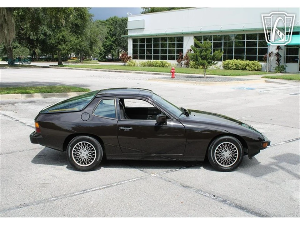 1982 Porsche 924 - Image 25 of 31