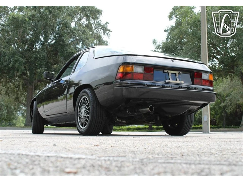 1982 Porsche 924 - Image 5 of 31