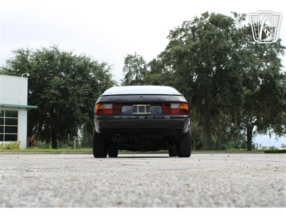 1982 Porsche 924 - Image 20 of 31