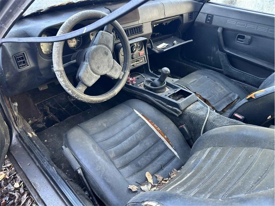 1982 Porsche 924 - Image 3 of 30