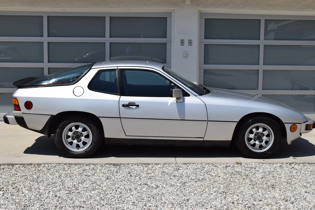 1982 Porsche 924 - Image 3 of 31