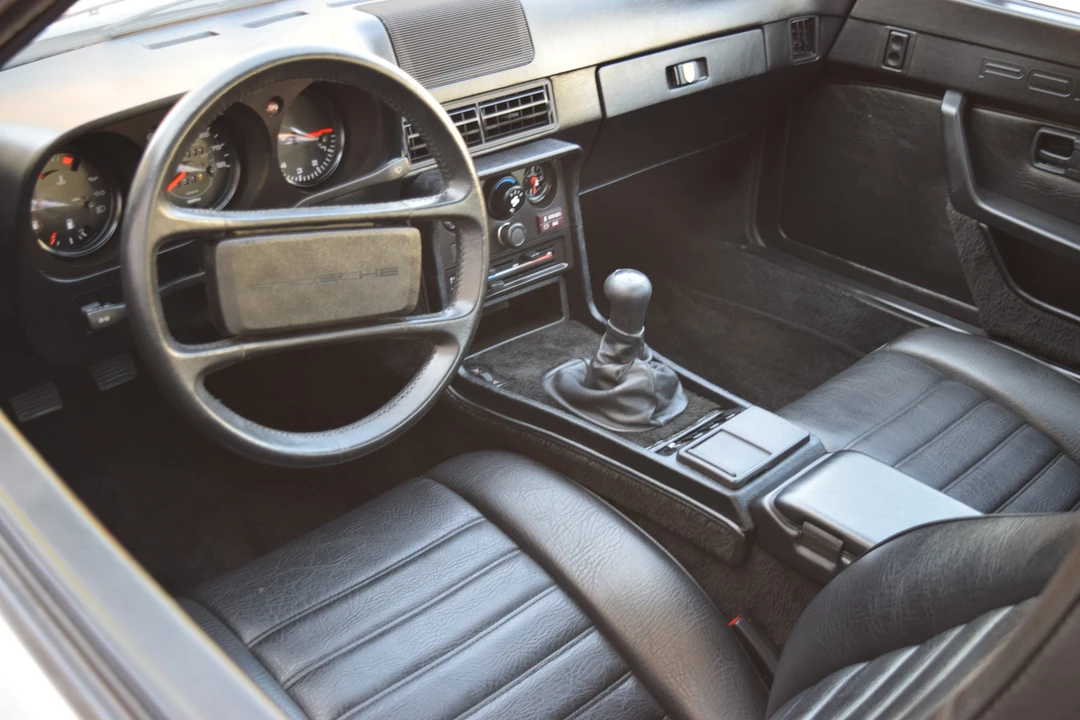 1982 Porsche 924 - Image 30 of 31