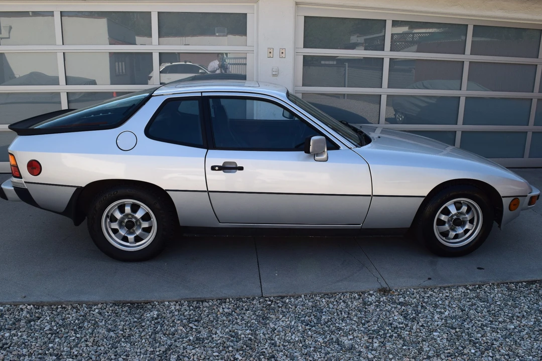 1982 Porsche 924 - Image 4 of 31