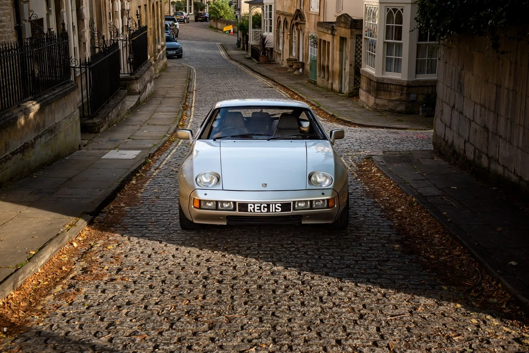 1982 Porsche 928 - Image 3 of 30