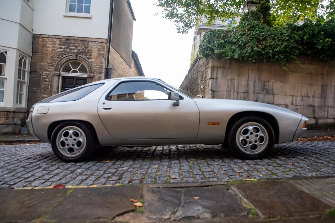 1982 Porsche 928 - Image 24 of 30
