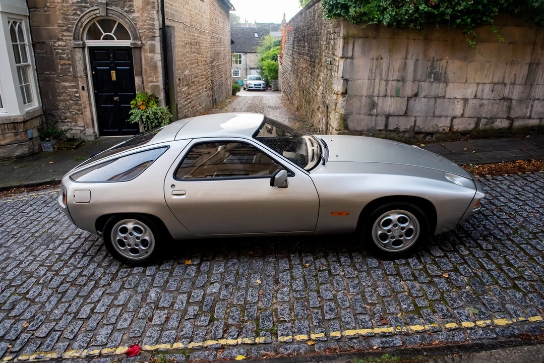 1982 Porsche 928 - Image 25 of 30