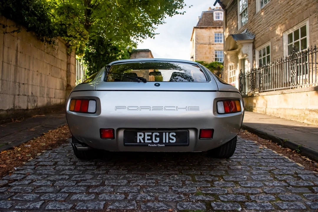 1982 Porsche 928 - Image 13 of 30