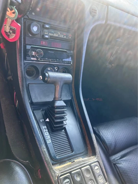 1982 Porsche 928 - Image 8 of 16