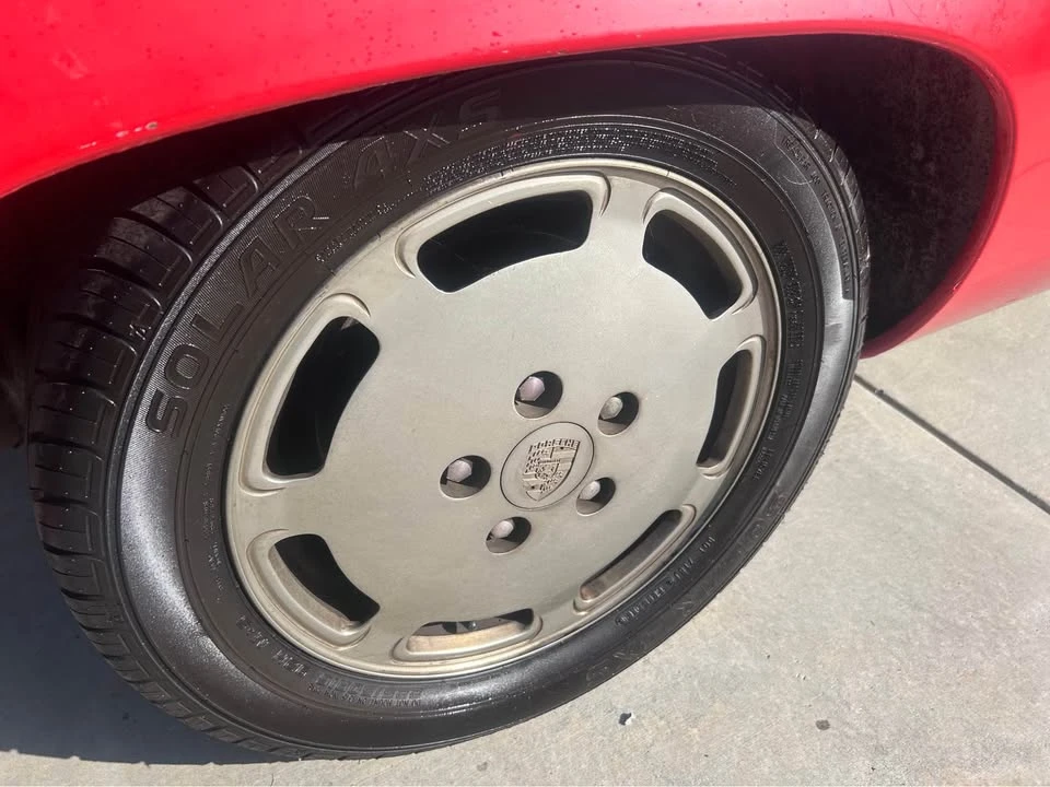 1982 Porsche 928 - Image 10 of 16