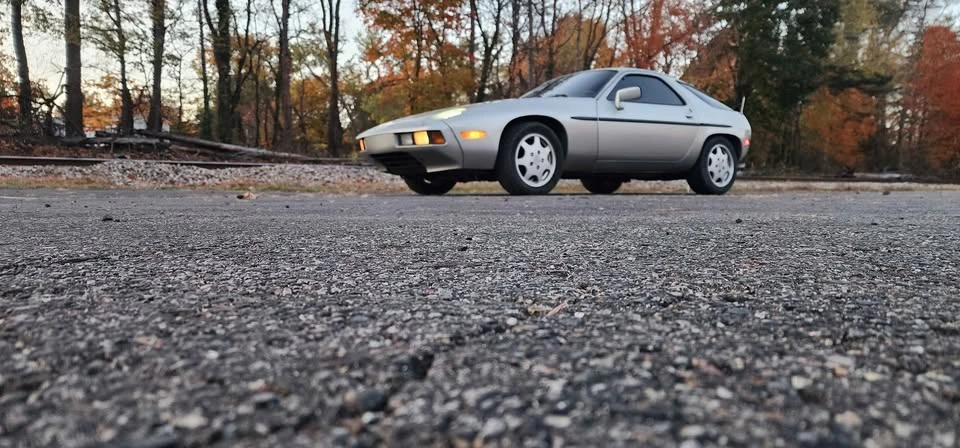 1982 Porsche 928 - Image 16 of 18