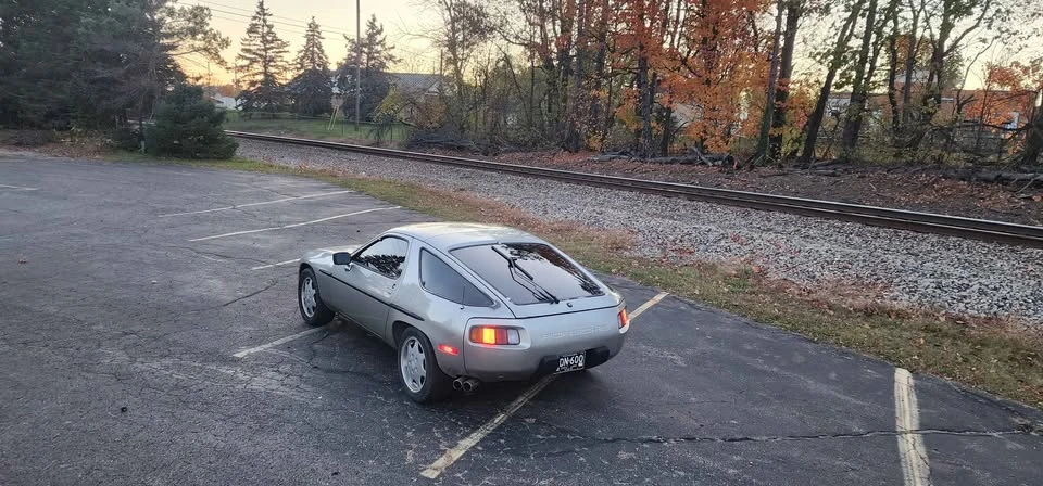 1982 Porsche 928 - Image 12 of 18