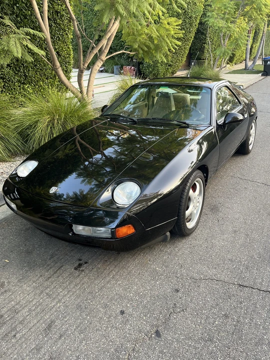 1982 Porsche 928 - Image 3 of 21