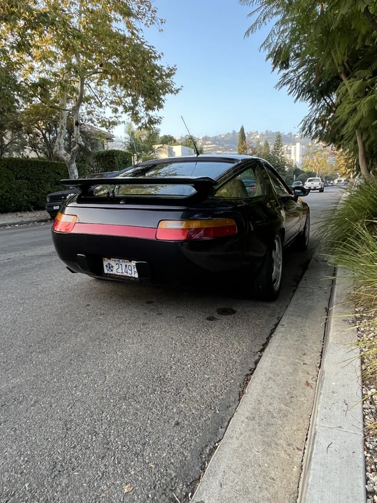 1982 Porsche 928 - Image 5 of 21