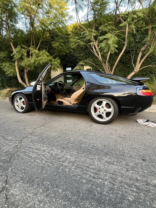 1982 Porsche 928 - Image 9 of 21