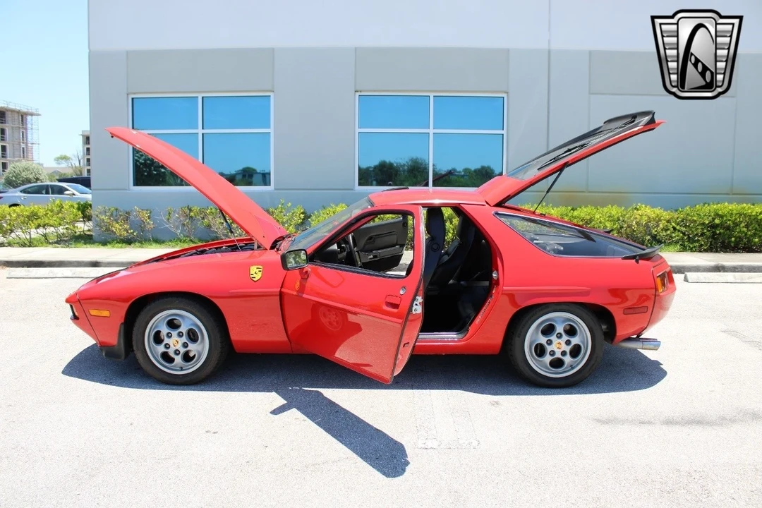 1982 Porsche 928 - Image 12 of 12