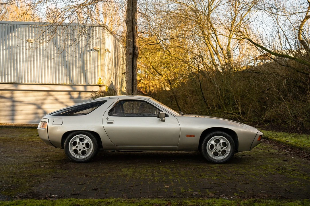 1982 Porsche 928 - Image 19 of 30