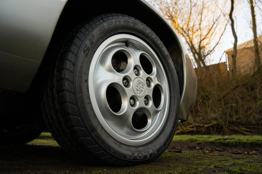 1982 Porsche 928 - Image 24 of 30