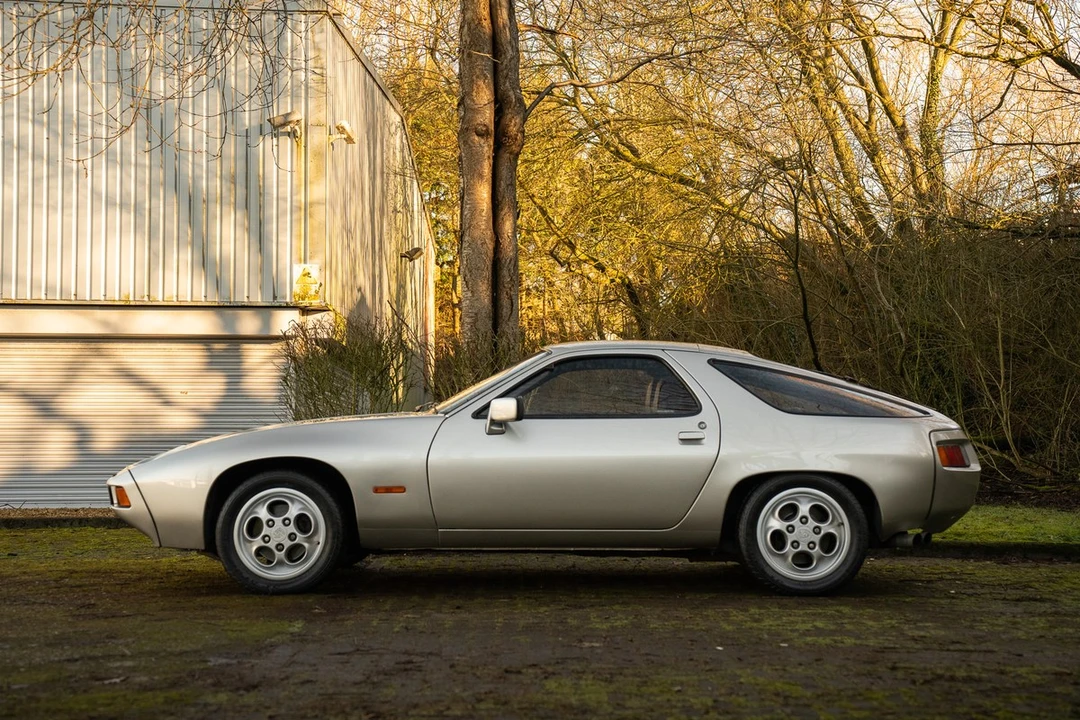 1982 Porsche 928 - Image 13 of 30