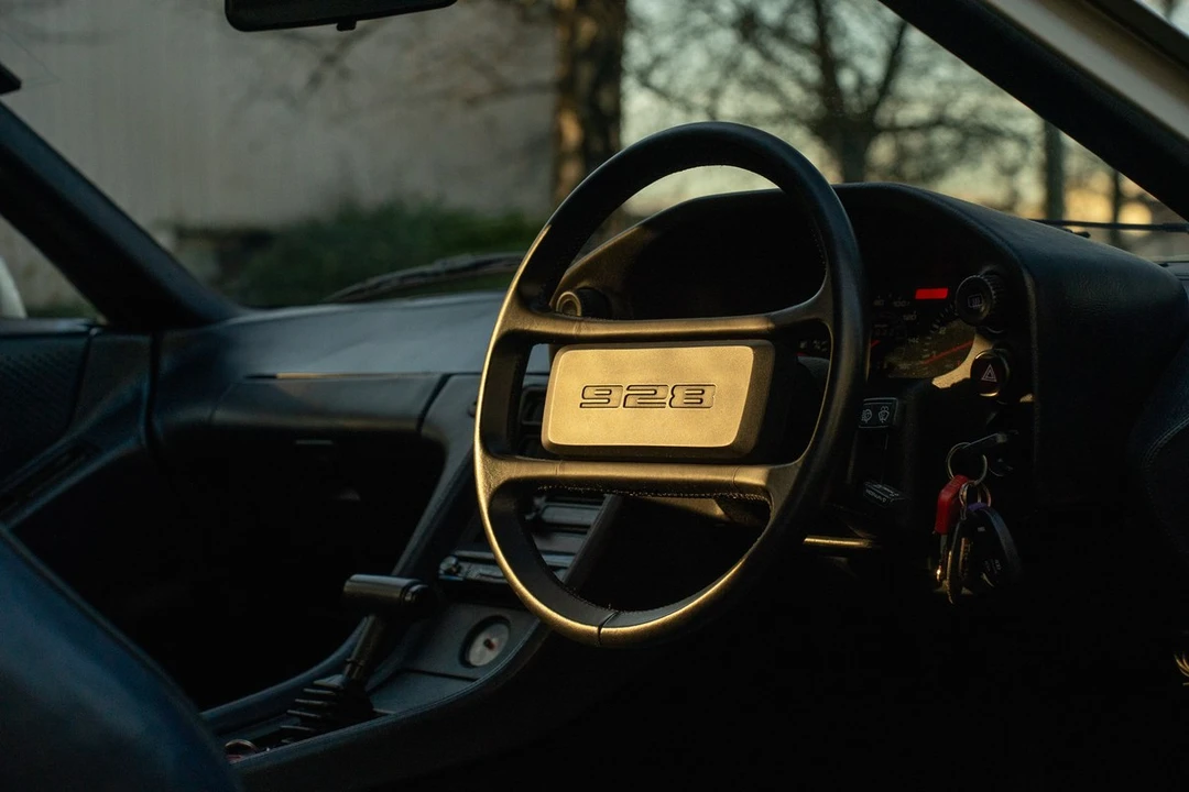 1982 Porsche 928 - Image 25 of 30