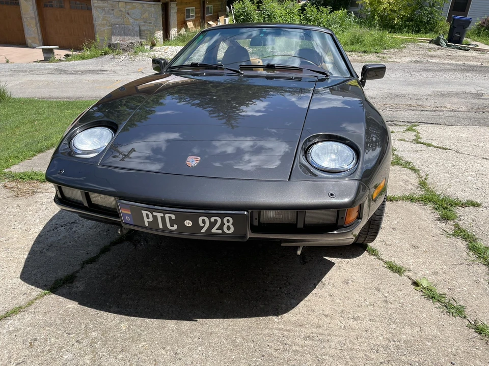 1982 Porsche 928 - Image 4 of 31