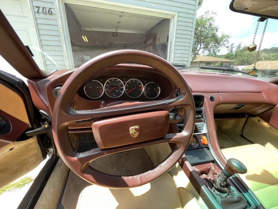 1982 Porsche 928 - Image 27 of 31