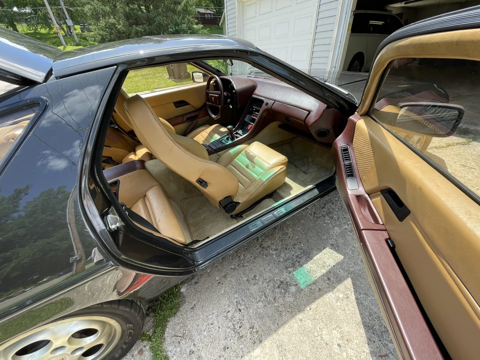 1982 Porsche 928 - Image 19 of 31