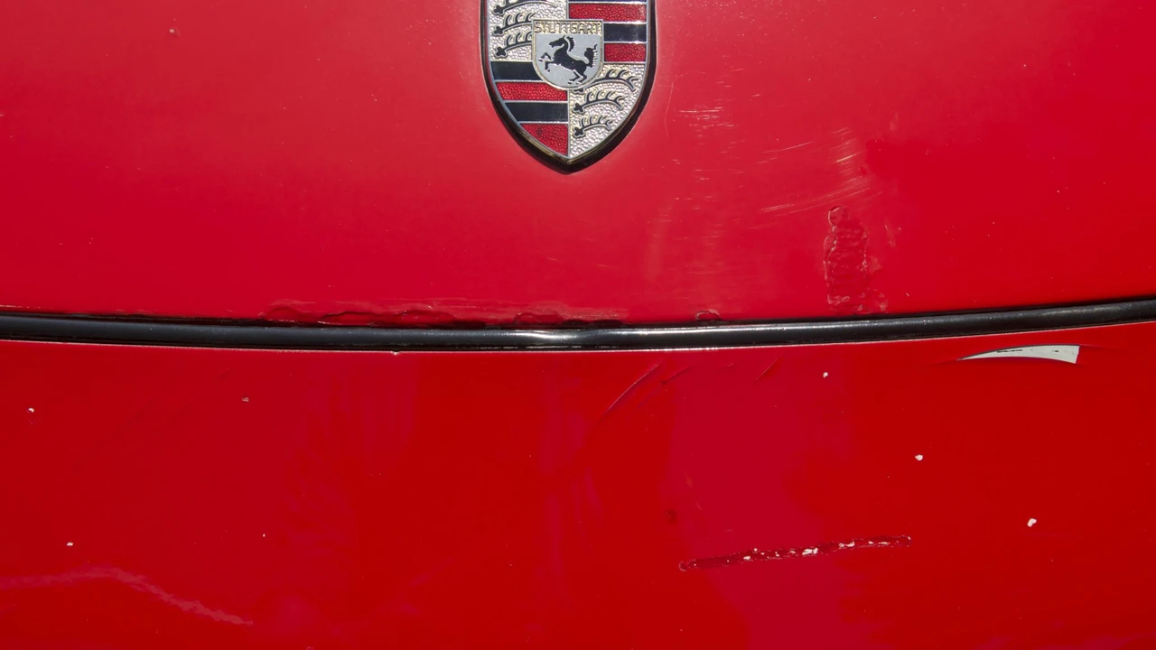 1982 Porsche 928 - Image 28 of 31