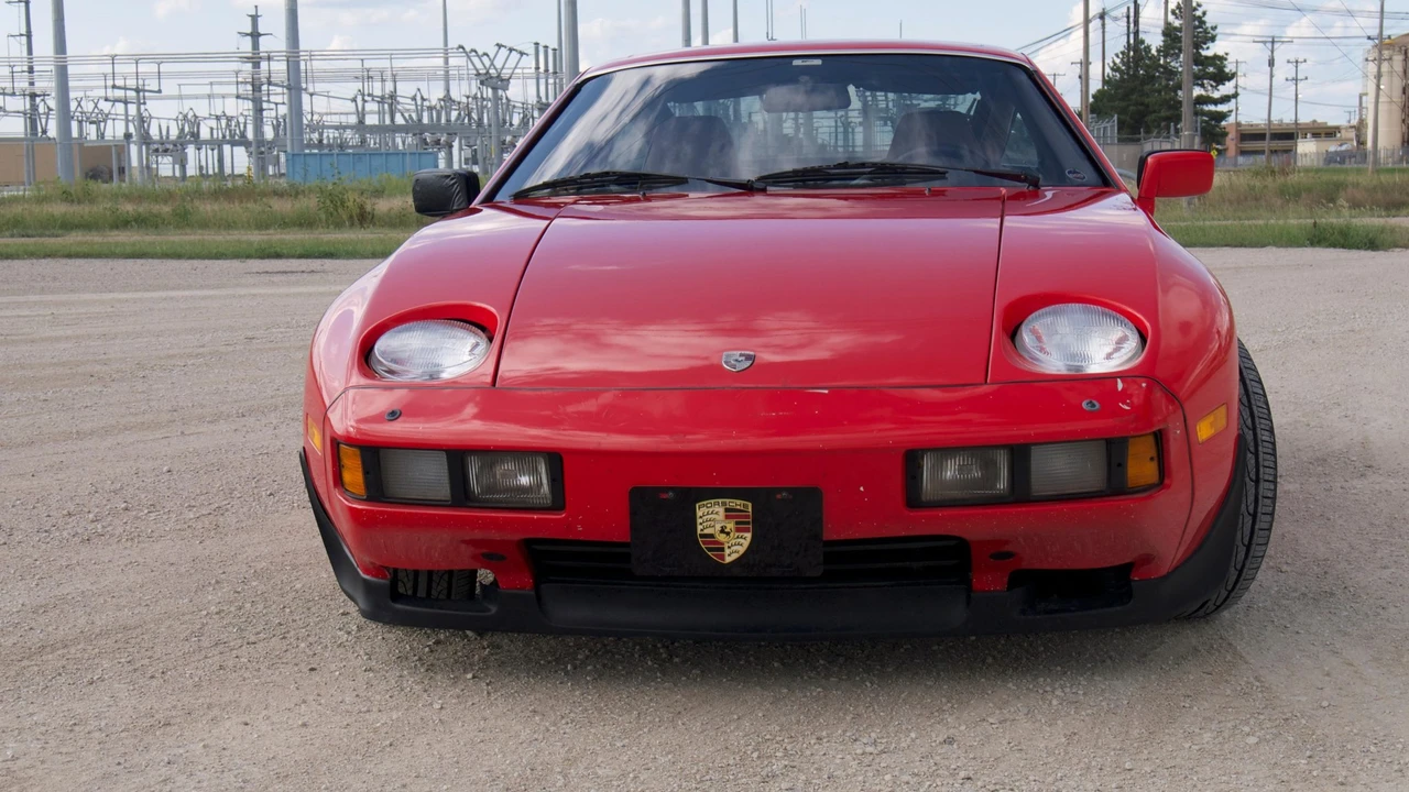 1982 Porsche 928 - Image 11 of 31