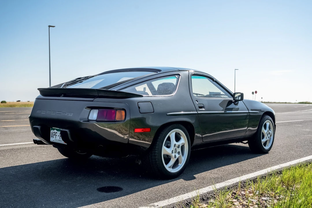 1982 Porsche 928 - Image 6 of 31