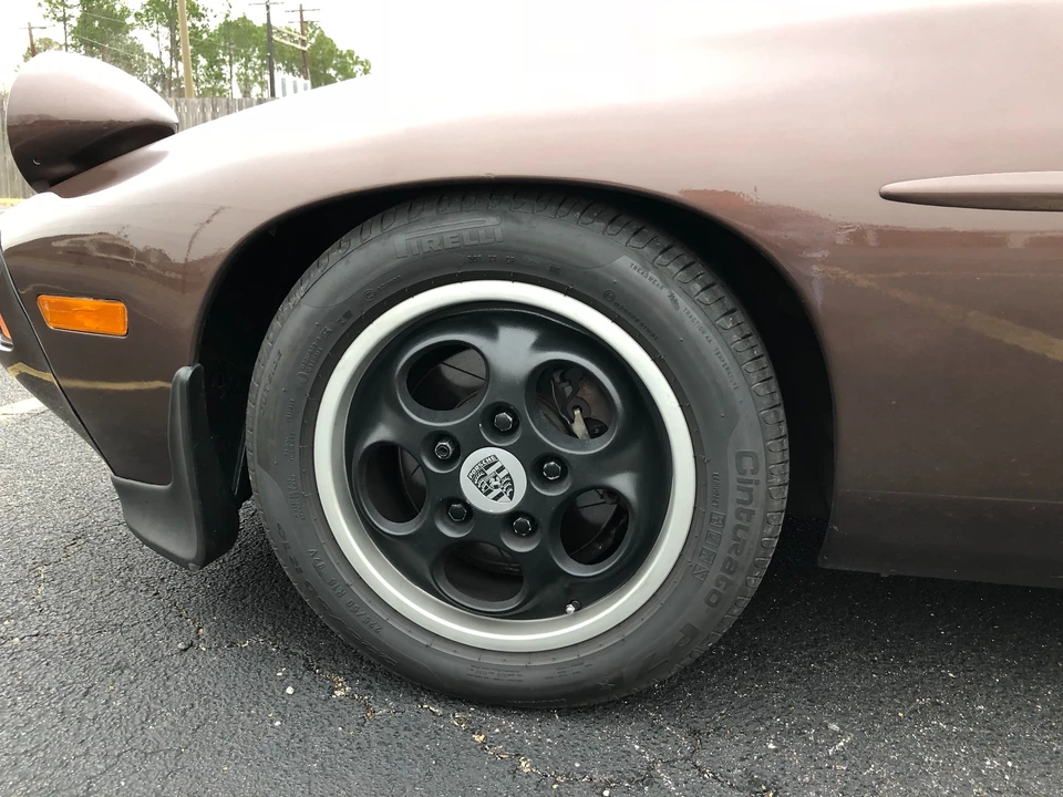 1982 Porsche 928 - Image 17 of 31