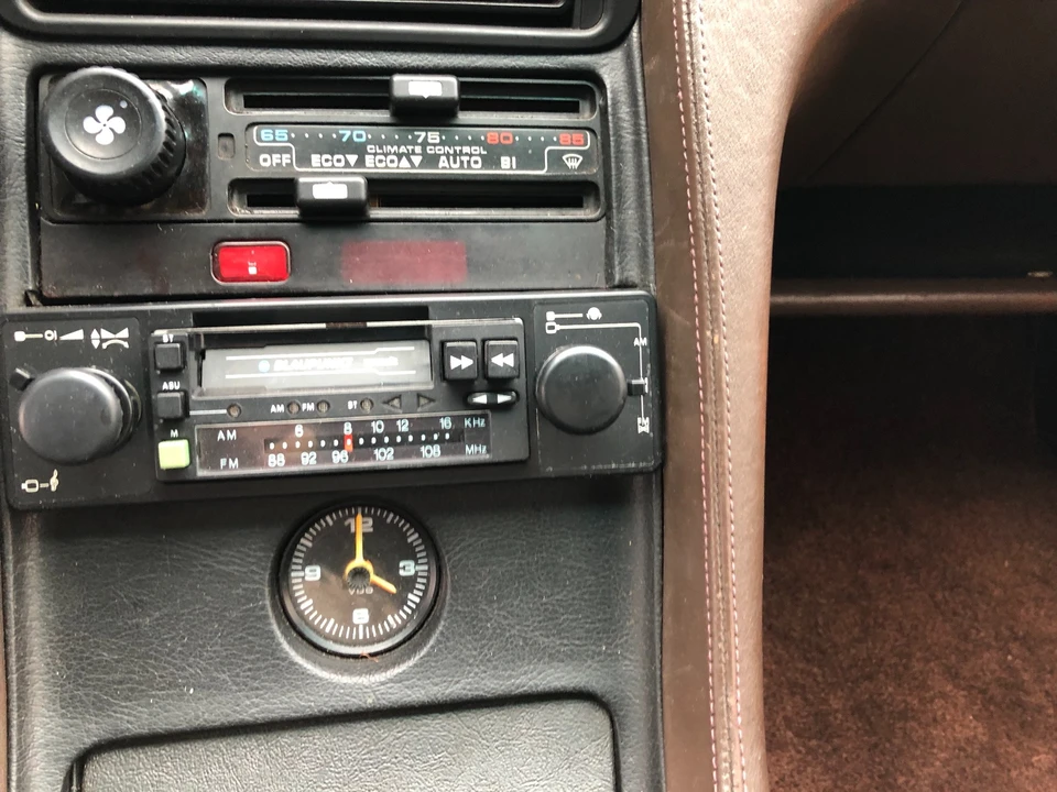 1982 Porsche 928 - Image 25 of 31
